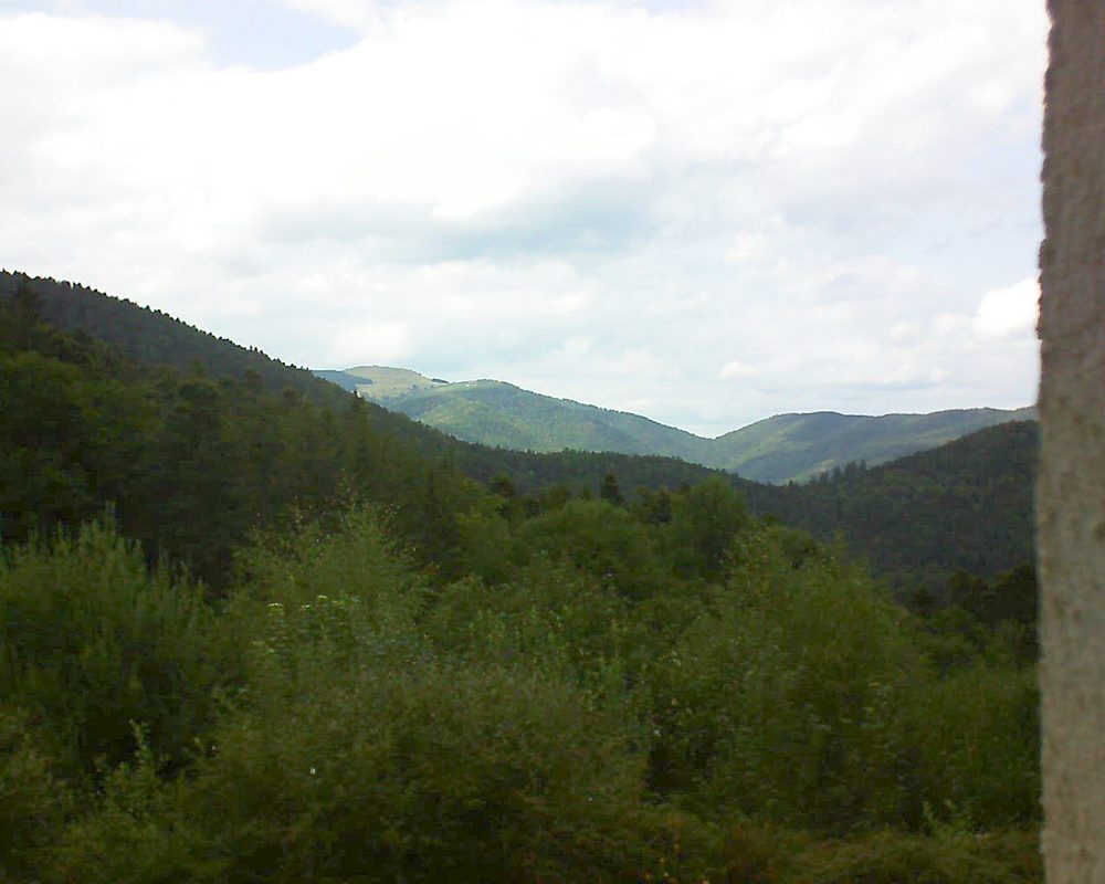 Le petit ballon vu depuis le Domaine Langmatt à Murbach le 15.08.2018 à 17:00 Le petit ballon (Alsace, Vosges) le 15.08.2018 à 17:00