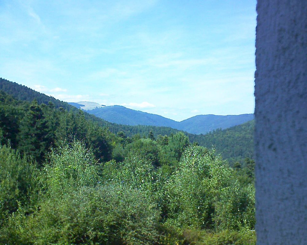 Le petit ballon vu depuis le Domaine Langmatt à Murbach le 16.08.2018 à 16:00 Le petit ballon (Alsace, Vosges) le 16.08.2018 à 16:00