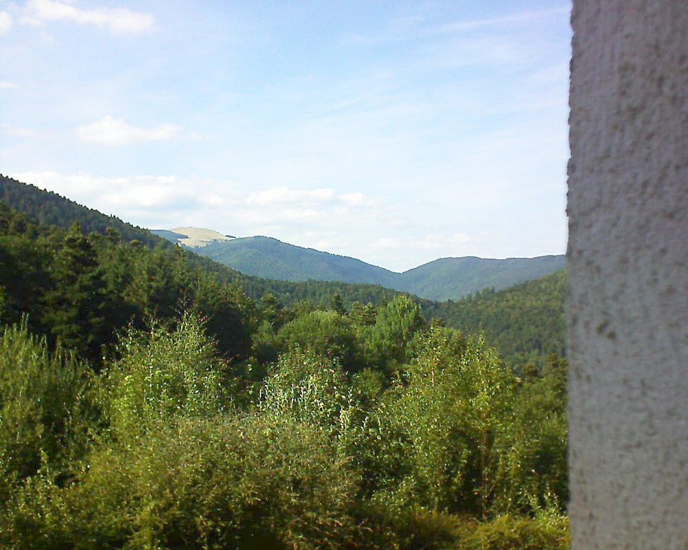 Le petit ballon vu depuis le Domaine Langmatt à Murbach le 16.08.2018 à 17:15 Le petit ballon (Alsace, Vosges) le 16.08.2018 à 17:15