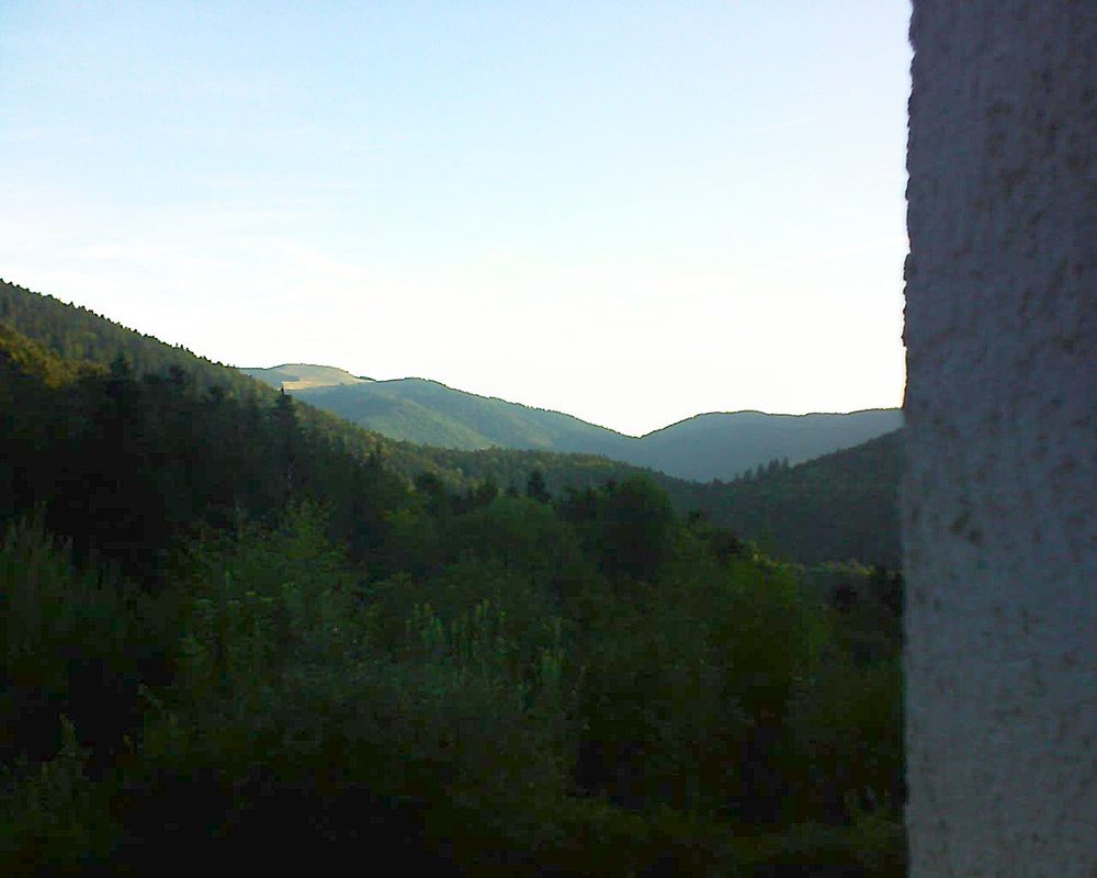 Le petit ballon vu depuis le Domaine Langmatt à Murbach le 17.08.2018 à 07:15 Le petit ballon (Alsace, Vosges) le 17.08.2018 à 07:15