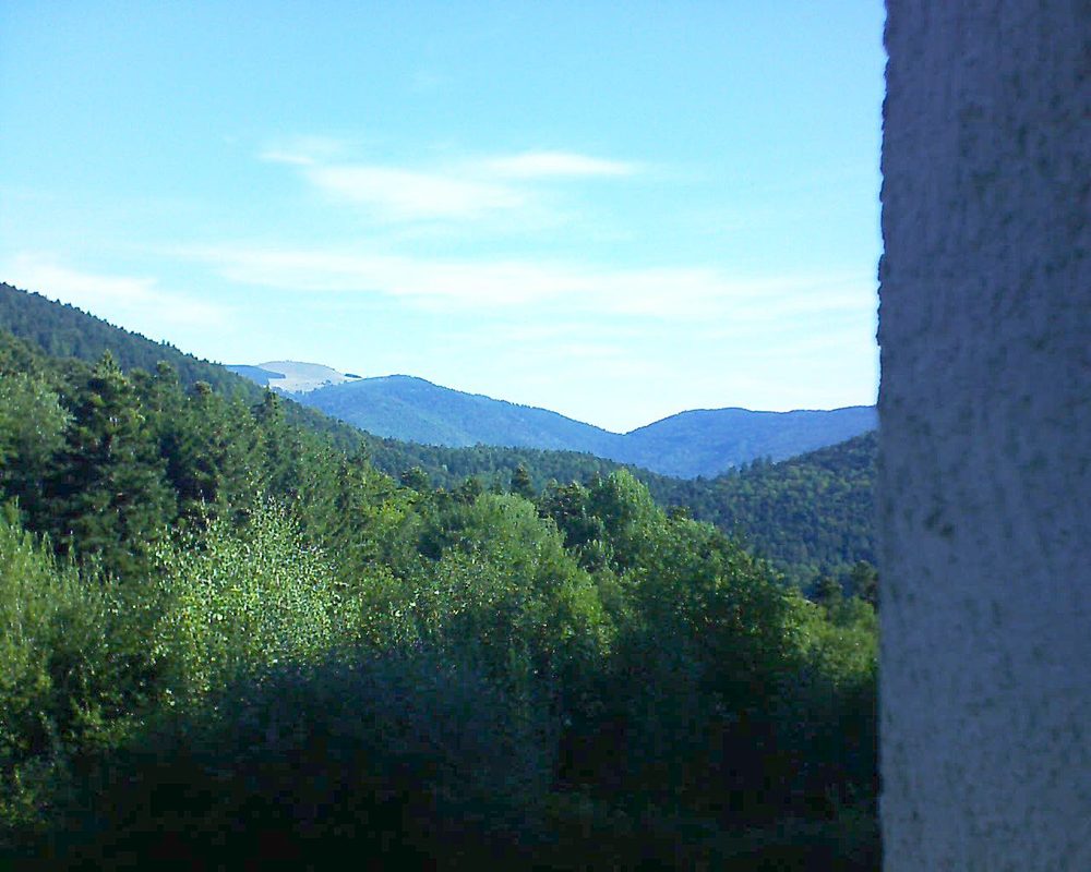 Le petit ballon vu depuis le Domaine Langmatt à Murbach le 17.08.2018 à 09:30 Le petit ballon (Alsace, Vosges) le 17.08.2018 à 09:30