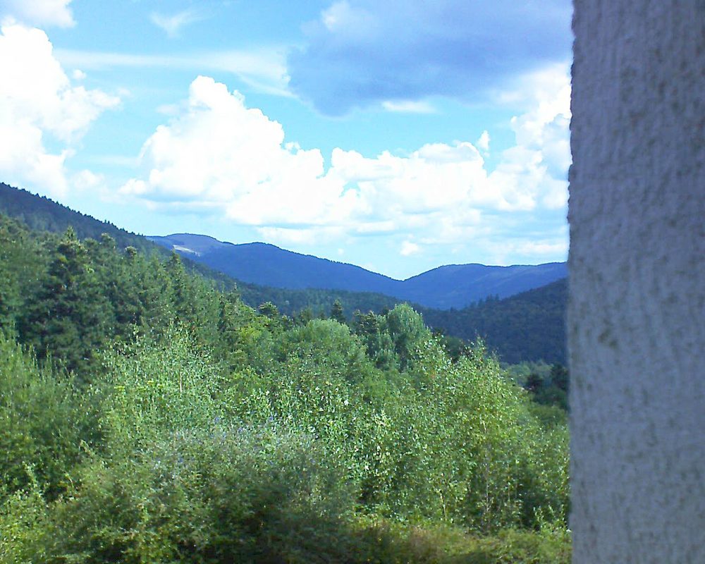 Le petit ballon vu depuis le Domaine Langmatt à Murbach le 17.08.2018 à 11:15 Le petit ballon (Alsace, Vosges) le 17.08.2018 à 11:15