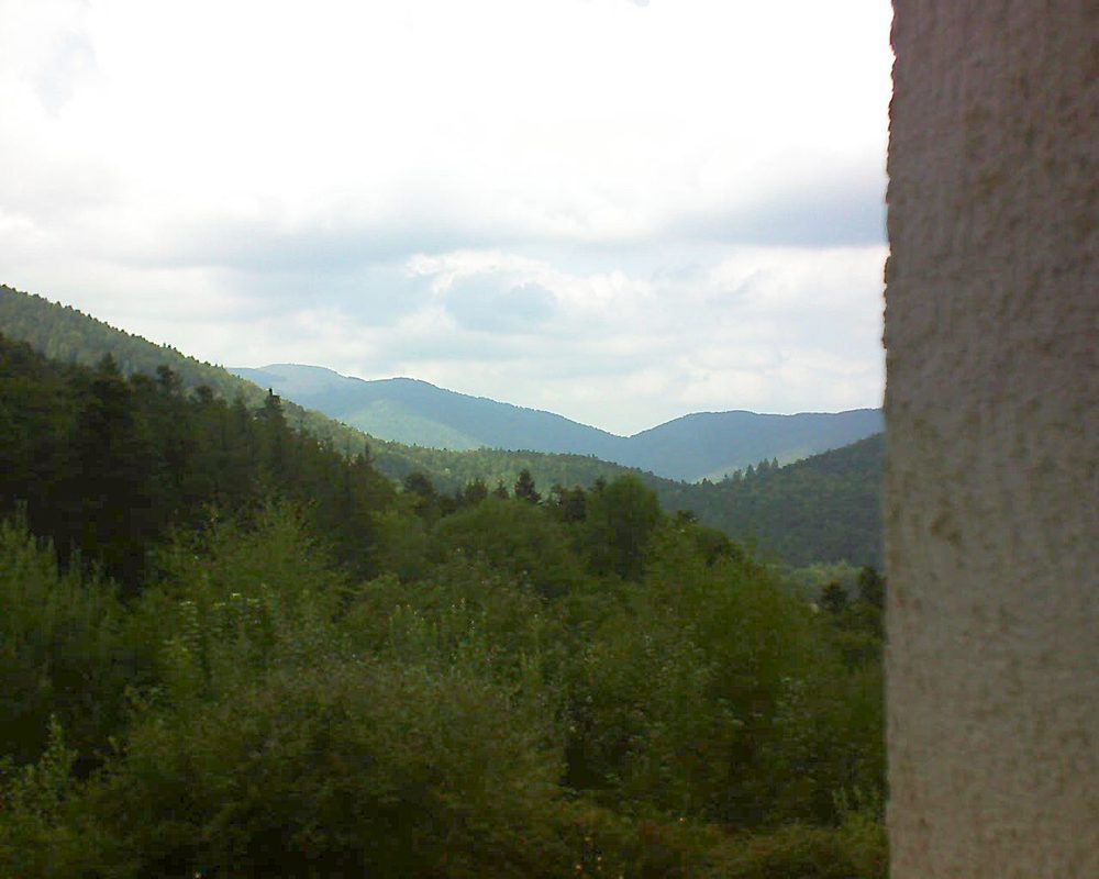 Le petit ballon vu depuis le Domaine Langmatt à Murbach le 18.08.2018 à 15:15 Le petit ballon (Alsace, Vosges) le 18.08.2018 à 15:15