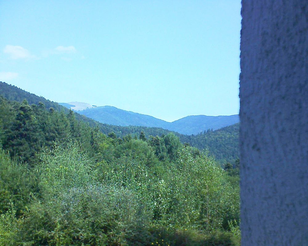 Le petit ballon vu depuis le Domaine Langmatt à Murbach le 19.08.2018 à 11:45 Le petit ballon (Alsace, Vosges) le 19.08.2018 à 11:45