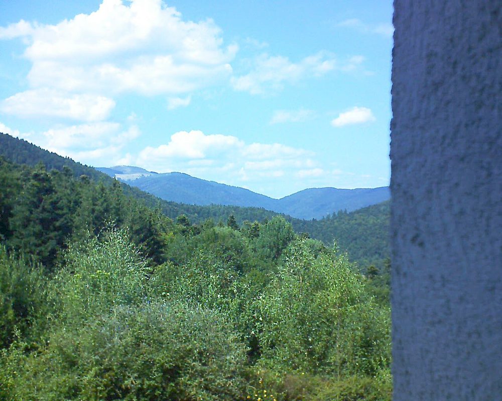 Le petit ballon vu depuis le Domaine Langmatt à Murbach le 19.08.2018 à 15:00 Le petit ballon (Alsace, Vosges) le 19.08.2018 à 15:00