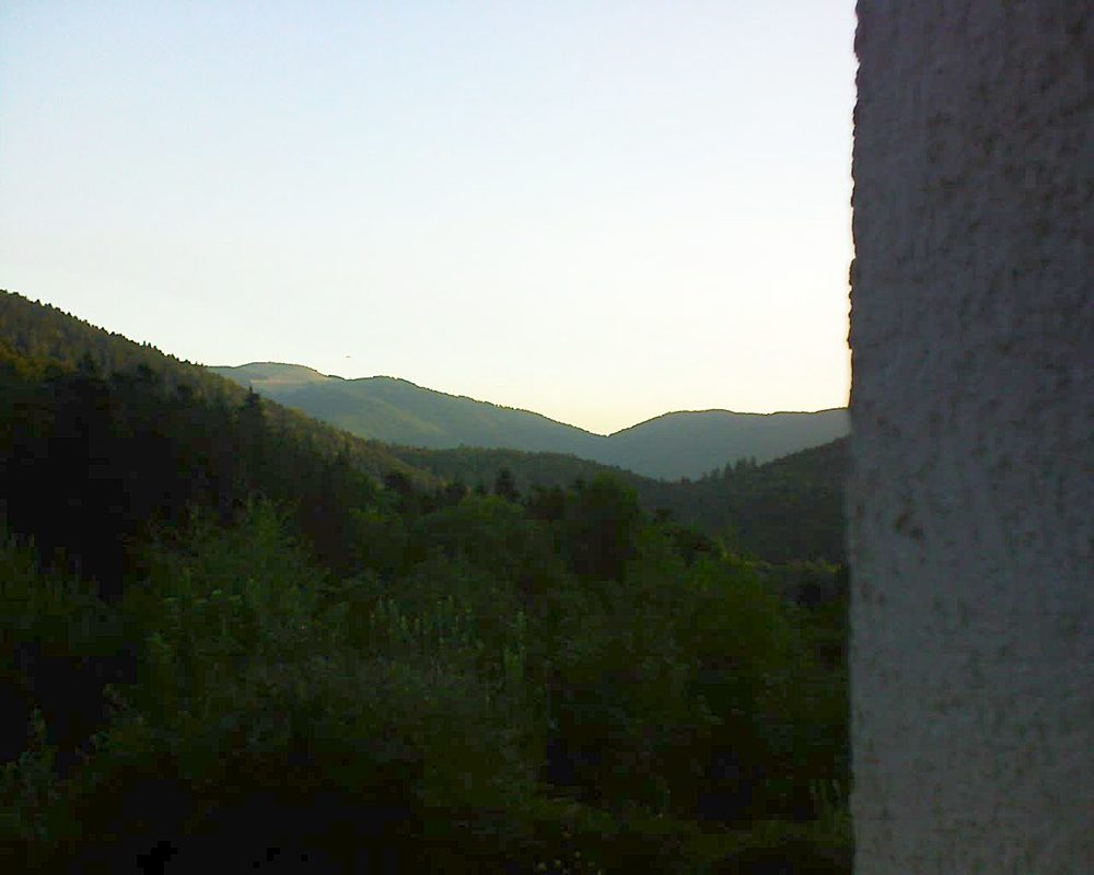 Le petit ballon vu depuis le Domaine Langmatt à Murbach le 20.08.2018 à 07:00 Le petit ballon (Alsace, Vosges) le 20.08.2018 à 07:00
