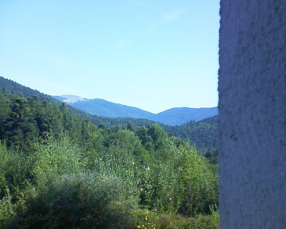 Le petit ballon vu depuis le Domaine Langmatt à Murbach le 20.08.2018 à 10:15 Le petit ballon (Alsace, Vosges) le 20.08.2018 à 10:15