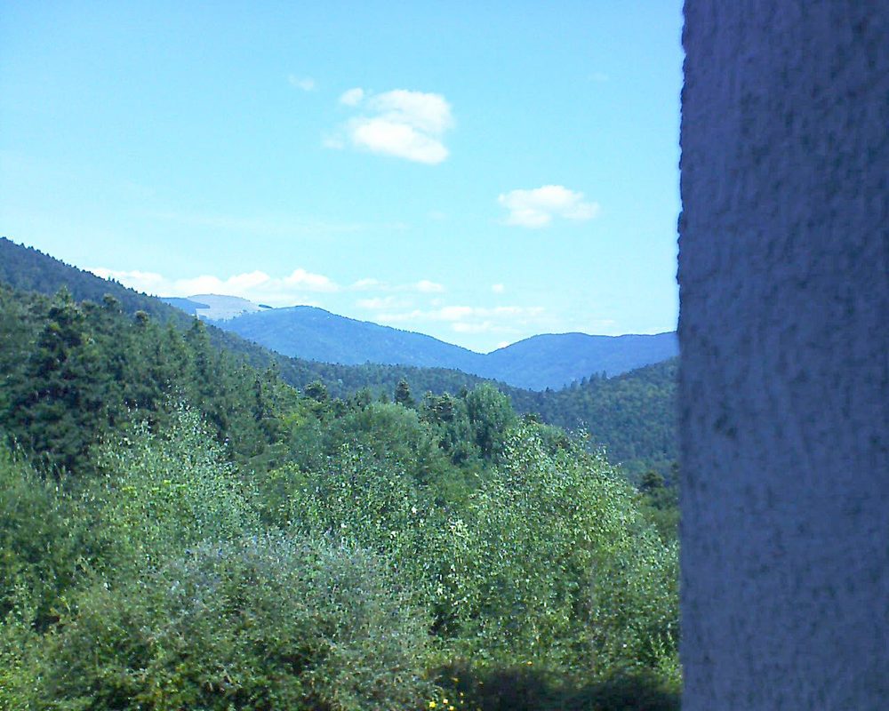 Le petit ballon vu depuis le Domaine Langmatt à Murbach le 20.08.2018 à 12:15 Le petit ballon (Alsace, Vosges) le 20.08.2018 à 12:15