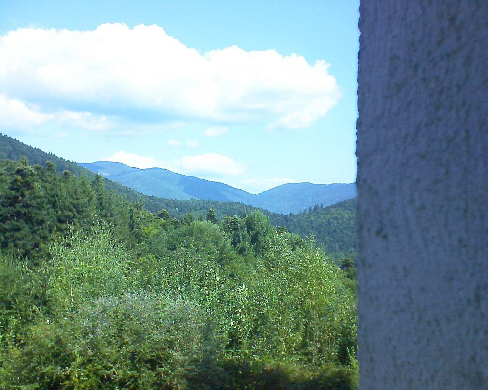 Le petit ballon vu depuis le Domaine Langmatt à Murbach le 21.08.2018 à 11:45 Le petit ballon (Alsace, Vosges) le 21.08.2018 à 11:45