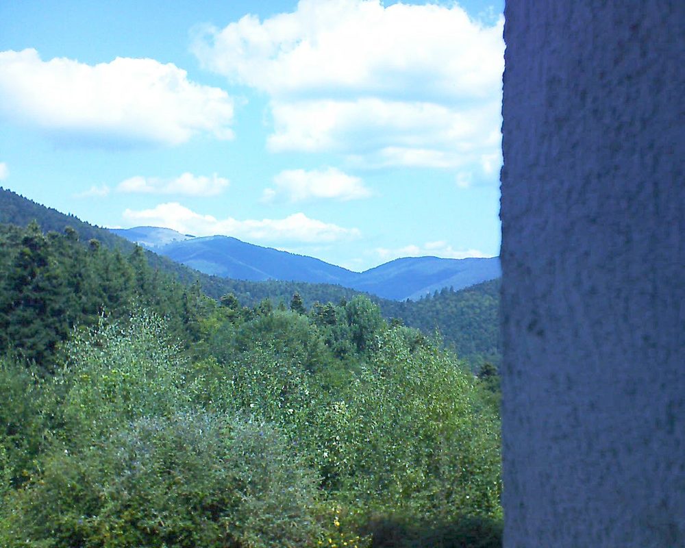Le petit ballon vu depuis le Domaine Langmatt à Murbach le 21.08.2018 à 12:30 Le petit ballon (Alsace, Vosges) le 21.08.2018 à 12:30