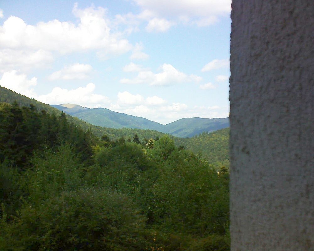 Le petit ballon vu depuis le Domaine Langmatt à Murbach le 21.08.2018 à 14:15 Le petit ballon (Alsace, Vosges) le 21.08.2018 à 14:15