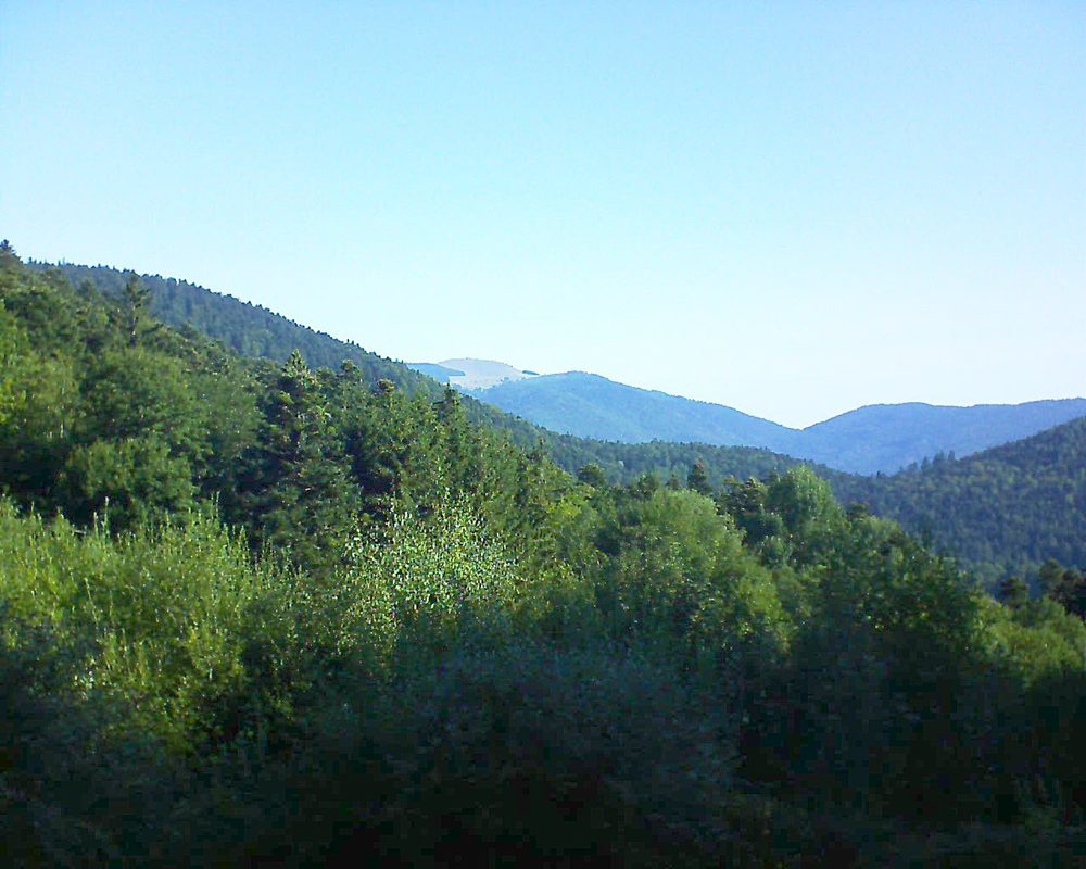 Le petit ballon vu depuis le Domaine Langmatt à Murbach le 22.08.2018 à 09:30 Le petit ballon (Alsace, Vosges) le 22.08.2018 à 09:30