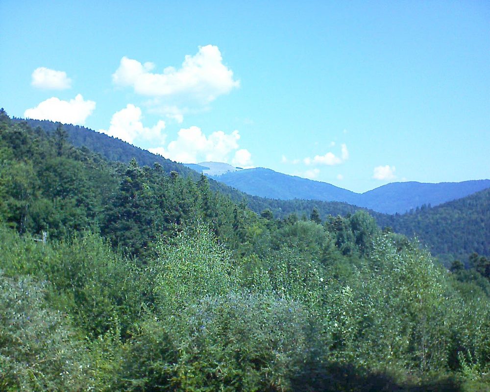 Le petit ballon vu depuis le Domaine Langmatt à Murbach le 22.08.2018 à 11:45 Le petit ballon (Alsace, Vosges) le 22.08.2018 à 11:45