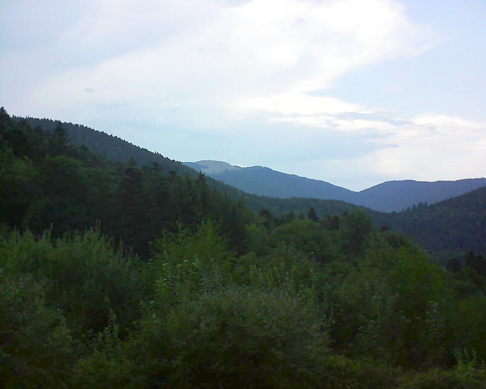 Le petit ballon vu depuis le Domaine Langmatt à Murbach le 22.08.2018 à 17:30 Le petit ballon (Alsace, Vosges) le 22.08.2018 à 17:30