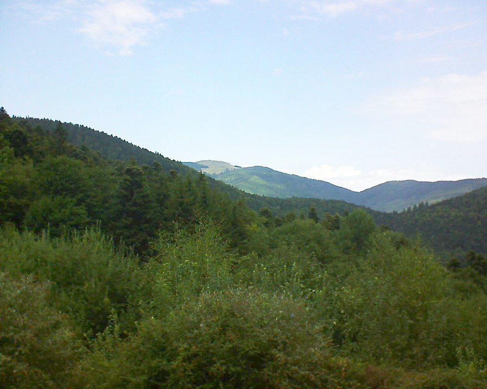 Le petit ballon vu depuis le Domaine Langmatt à Murbach le 23.08.2018 à 13:45 Le petit ballon (Alsace, Vosges) le 23.08.2018 à 13:45