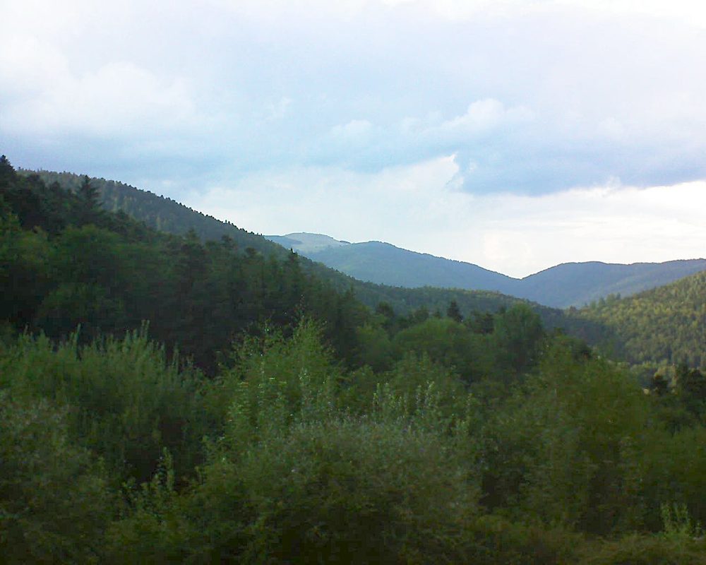 Le petit ballon vu depuis le Domaine Langmatt à Murbach le 23.08.2018 à 18:45 Le petit ballon (Alsace, Vosges) le 23.08.2018 à 18:45