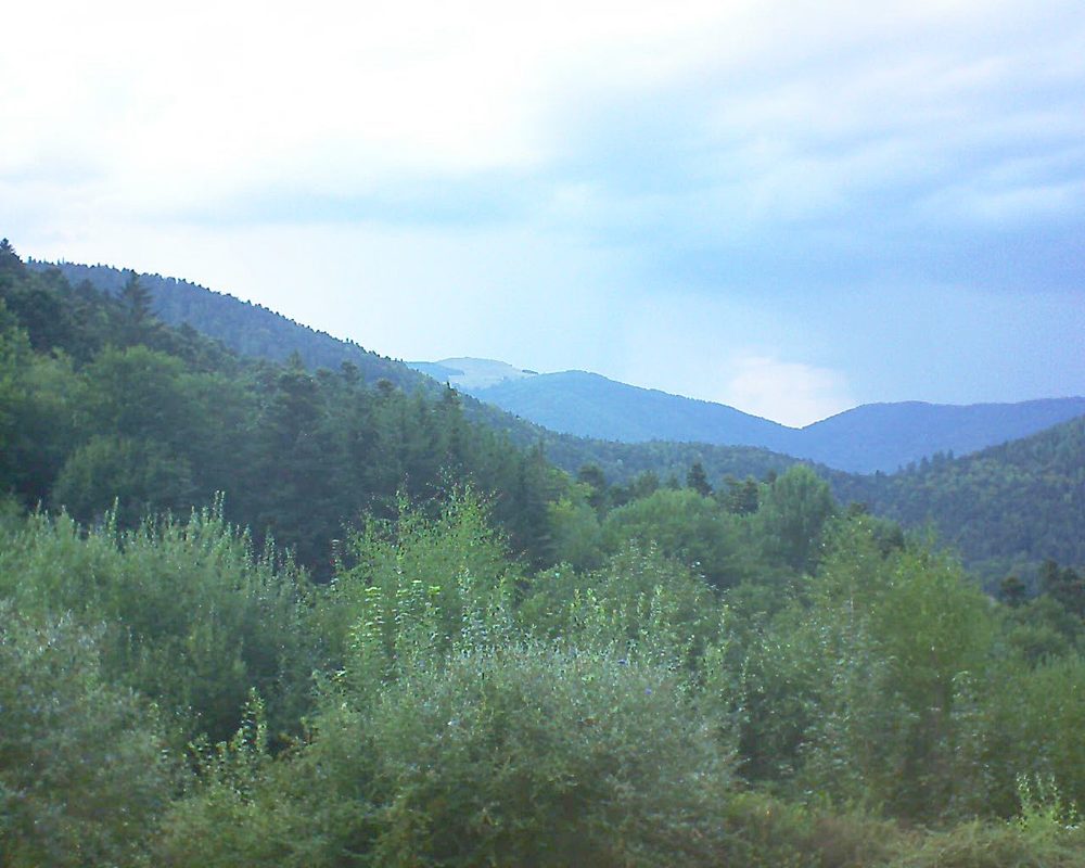 Le petit ballon vu depuis le Domaine Langmatt à Murbach le 23.08.2018 à 19:15 Le petit ballon (Alsace, Vosges) le 23.08.2018 à 19:15