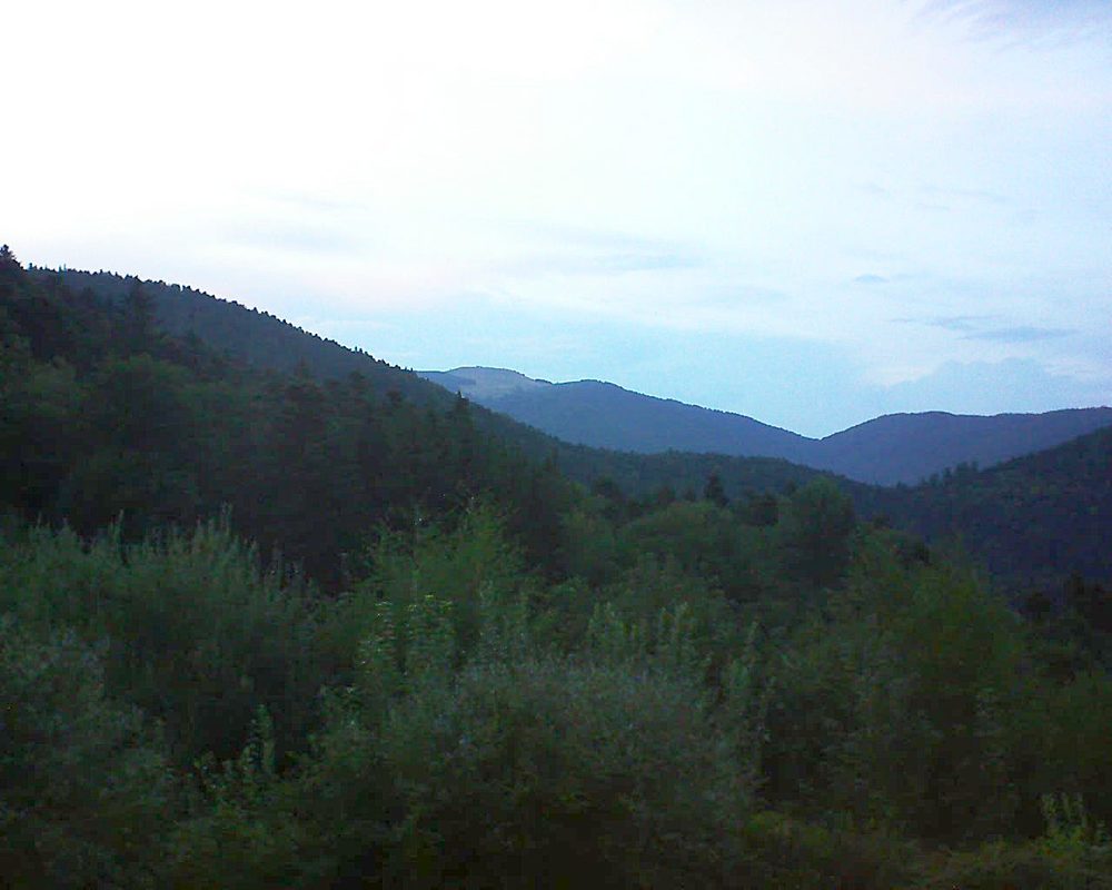 Le petit ballon vu depuis le Domaine Langmatt à Murbach le 23.08.2018 à 20:30 Le petit ballon (Alsace, Vosges) le 23.08.2018 à 20:30