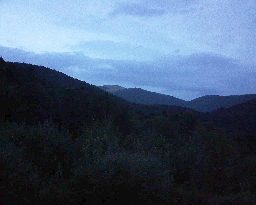 Le petit ballon vu depuis le Domaine Langmatt à Murbach le 25.08.2018 à 06:30 Le petit ballon (Alsace, Vosges) le 25.08.2018 à 06:30