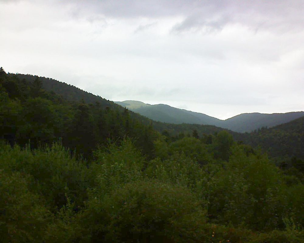 Le petit ballon vu depuis le Domaine Langmatt à Murbach le 25.08.2018 à 17:45 Le petit ballon (Alsace, Vosges) le 25.08.2018 à 17:45