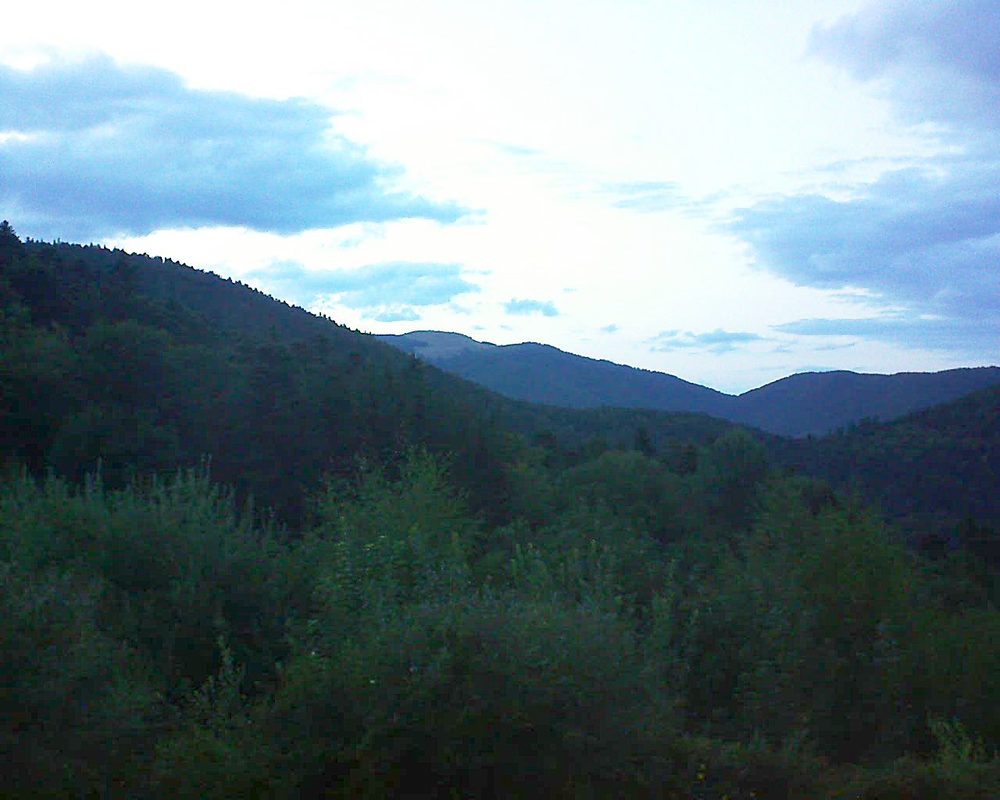 Le petit ballon vu depuis le Domaine Langmatt à Murbach le 25.08.2018 à 20:30 Le petit ballon (Alsace, Vosges) le 25.08.2018 à 20:30