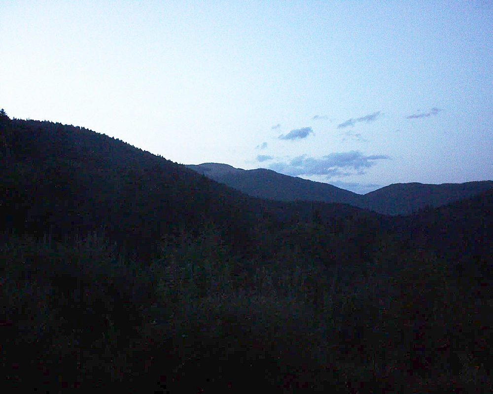 Le petit ballon vu depuis le Domaine Langmatt à Murbach le 25.08.2018 à 20:45 Le petit ballon (Alsace, Vosges) le 25.08.2018 à 20:45