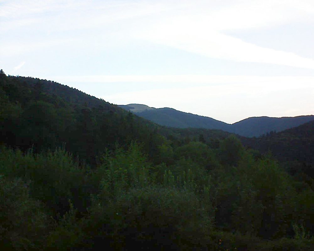 Le petit ballon vu depuis le Domaine Langmatt à Murbach le 26.08.2018 à 07:00 Le petit ballon (Alsace, Vosges) le 26.08.2018 à 07:00