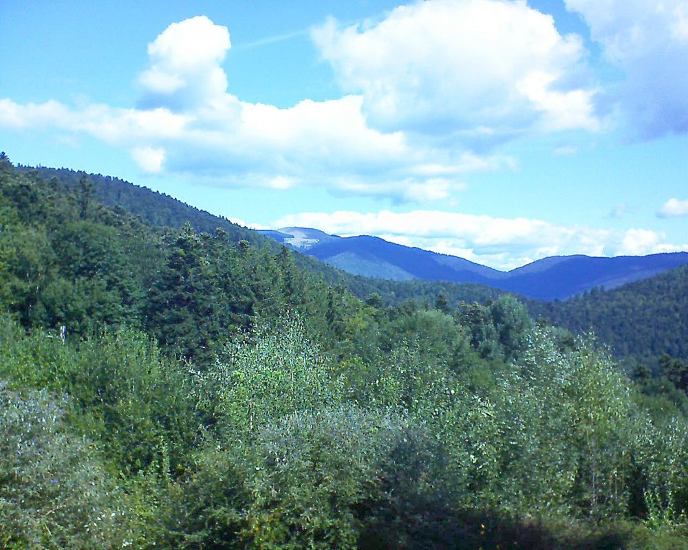 Le petit ballon vu depuis le Domaine Langmatt à Murbach le 26.08.2018 à 11:30 Le petit ballon (Alsace, Vosges) le 26.08.2018 à 11:30