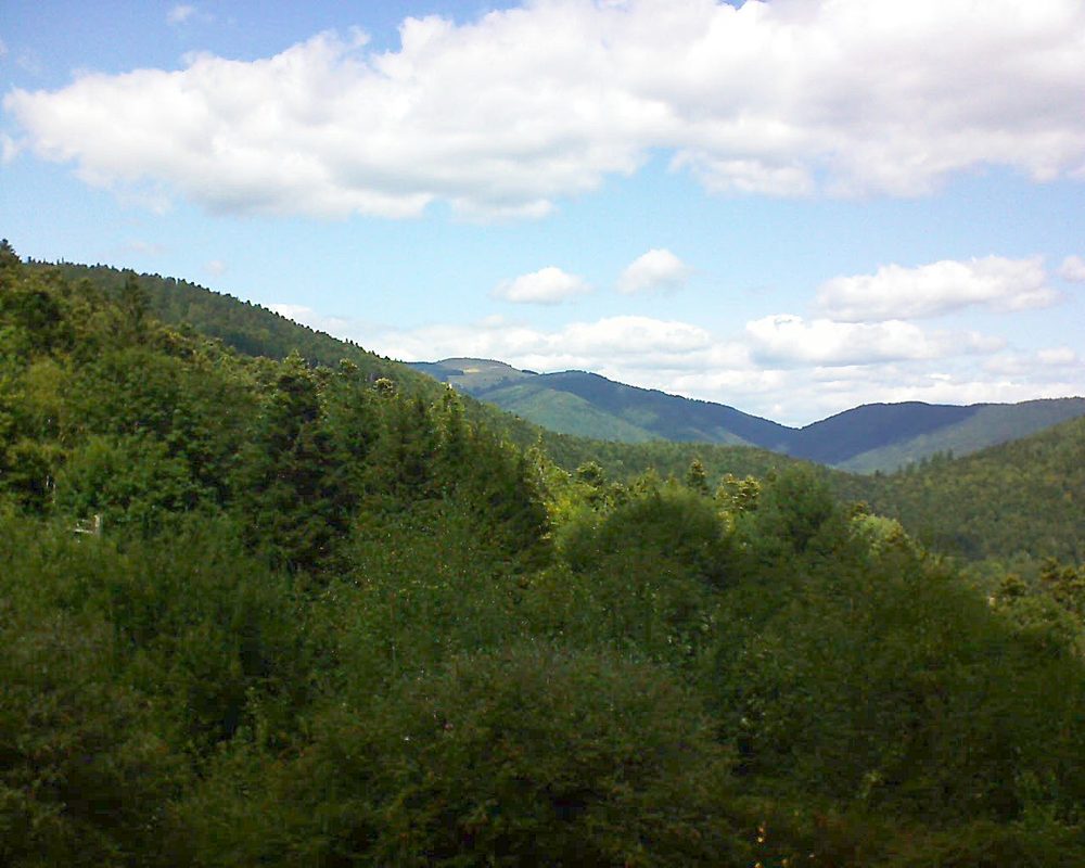 Le petit ballon vu depuis le Domaine Langmatt à Murbach le 26.08.2018 à 13:45 Le petit ballon (Alsace, Vosges) le 26.08.2018 à 13:45