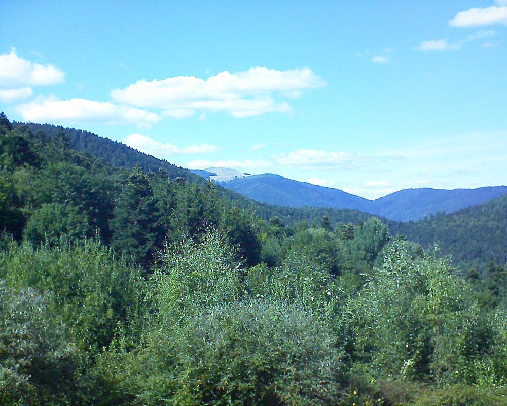 Le petit ballon vu depuis le Domaine Langmatt à Murbach le 26.08.2018 à 15:45 Le petit ballon (Alsace, Vosges) le 26.08.2018 à 15:45