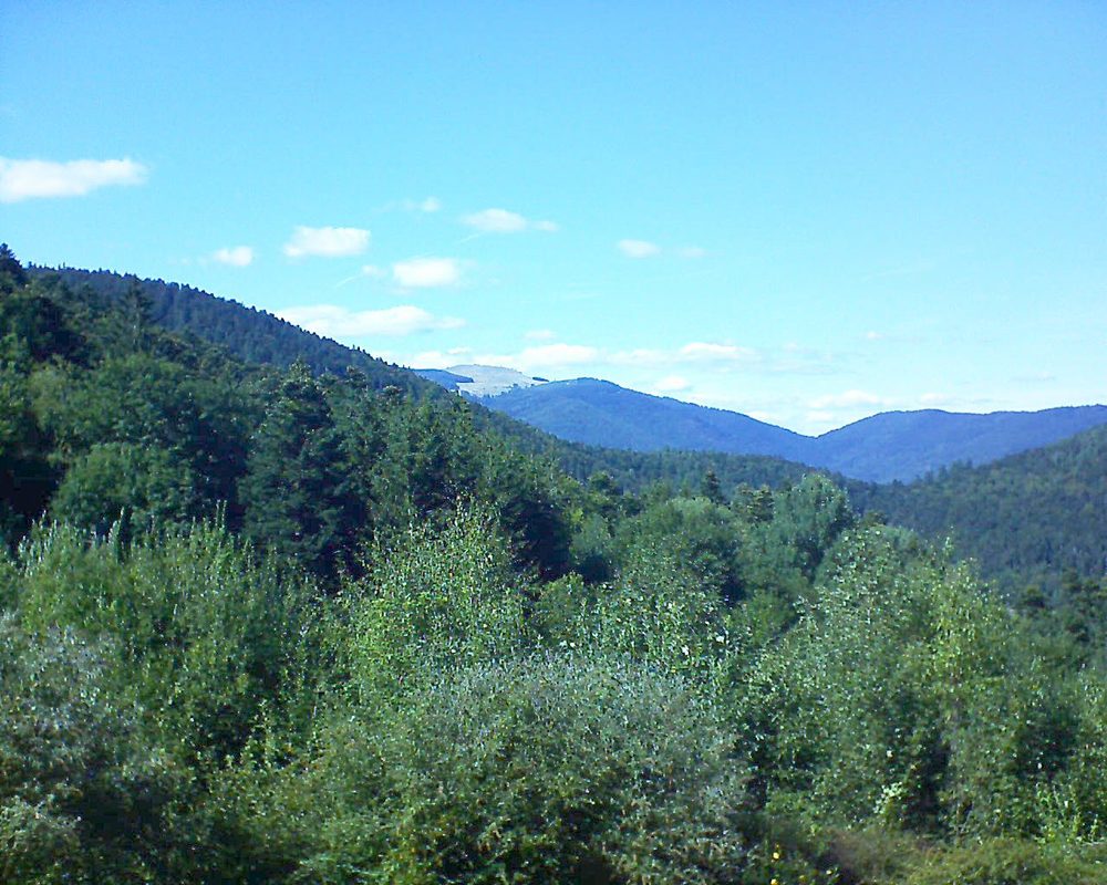 Le petit ballon vu depuis le Domaine Langmatt à Murbach le 26.08.2018 à 16:00 Le petit ballon (Alsace, Vosges) le 26.08.2018 à 16:00