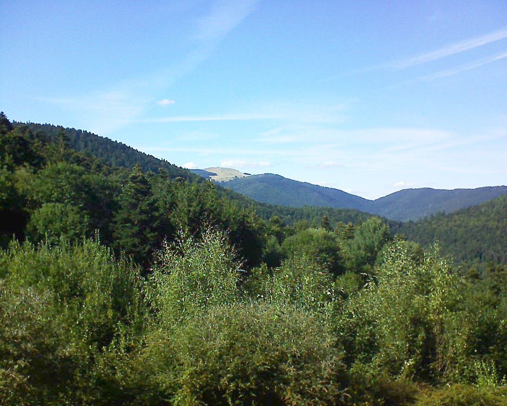 Le petit ballon vu depuis le Domaine Langmatt à Murbach le 26.08.2018 à 16:45 Le petit ballon (Alsace, Vosges) le 26.08.2018 à 16:45