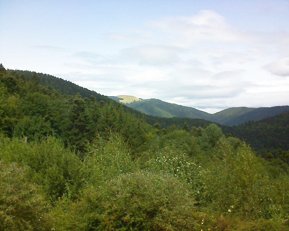Le petit ballon vu depuis le Domaine Langmatt à Murbach le 27.08.2018 à 13:45 Le petit ballon (Alsace, Vosges) le 27.08.2018 à 13:45