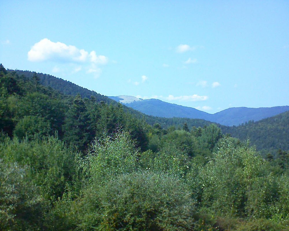 Le petit ballon vu depuis le Domaine Langmatt à Murbach le 28.08.2018 à 15:45 Le petit ballon (Alsace, Vosges) le 28.08.2018 à 15:45