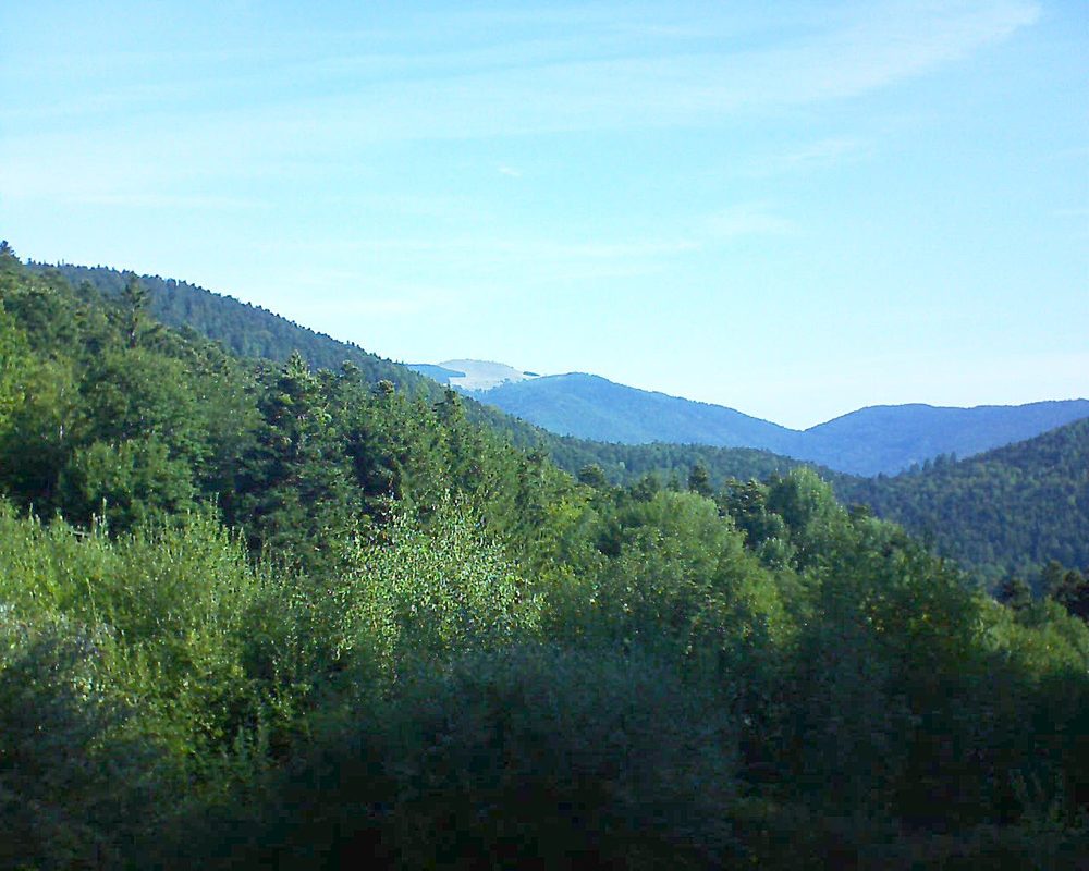 Le petit ballon vu depuis le Domaine Langmatt à Murbach le 29.08.2018 à 09:45 Le petit ballon (Alsace, Vosges) le 29.08.2018 à 09:45