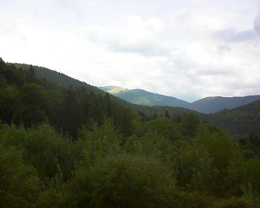 Le petit ballon vu depuis le Domaine Langmatt à Murbach le 30.08.2018 à 11:15 Le petit ballon (Alsace, Vosges) le 30.08.2018 à 11:15