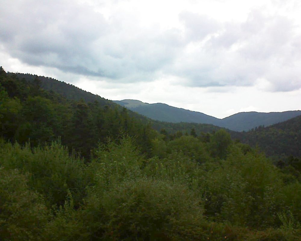 Le petit ballon vu depuis le Domaine Langmatt à Murbach le 30.08.2018 à 17:45 Le petit ballon (Alsace, Vosges) le 30.08.2018 à 17:45