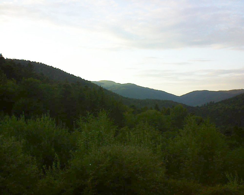 Le petit ballon vu depuis le Domaine Langmatt à Murbach le 01.09.2018 à 19:45 Le petit ballon (Alsace, Vosges) le 01.09.2018 à 19:45