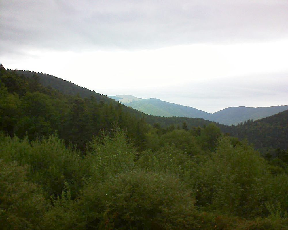 Le petit ballon vu depuis le Domaine Langmatt à Murbach le 02.09.2018 à 11:15 Le petit ballon (Alsace, Vosges) le 02.09.2018 à 11:15