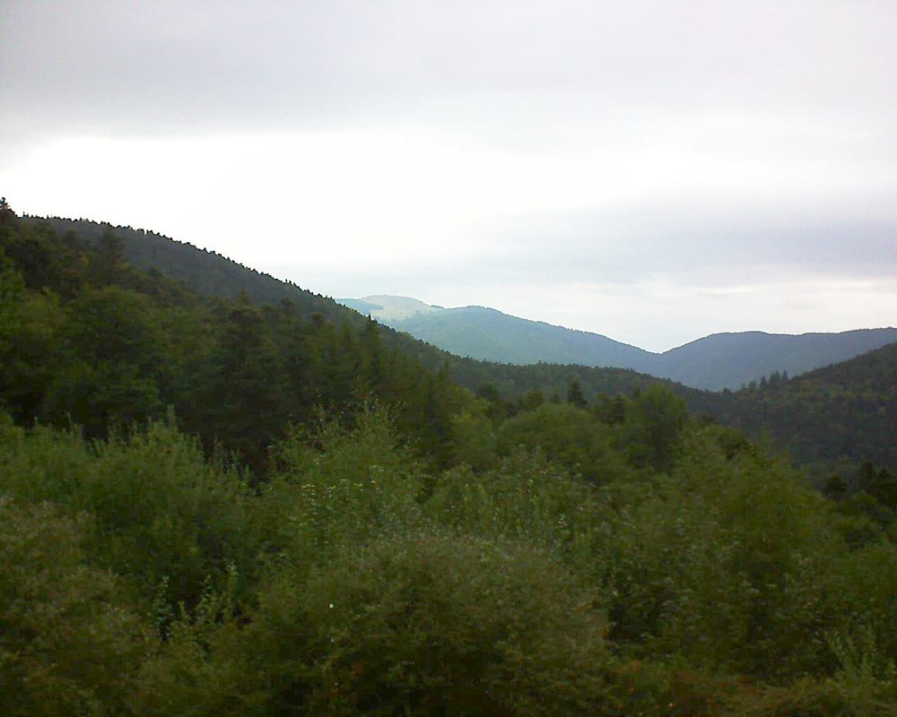 Le petit ballon vu depuis le Domaine Langmatt à Murbach le 02.09.2018 à 14:15 Le petit ballon (Alsace, Vosges) le 02.09.2018 à 14:15