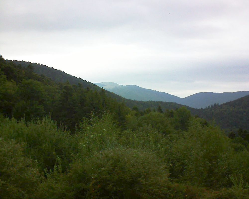 Le petit ballon vu depuis le Domaine Langmatt à Murbach le 02.09.2018 à 14:45 Le petit ballon (Alsace, Vosges) le 02.09.2018 à 14:45
