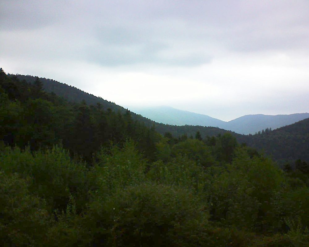 Le petit ballon vu depuis le Domaine Langmatt à Murbach le 02.09.2018 à 17:30 Le petit ballon (Alsace, Vosges) le 02.09.2018 à 17:30