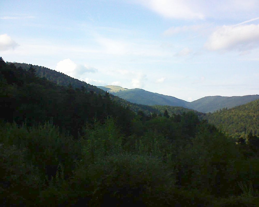 Le petit ballon vu depuis le Domaine Langmatt à Murbach le 03.09.2018 à 18:00 Le petit ballon (Alsace, Vosges) le 03.09.2018 à 18:00