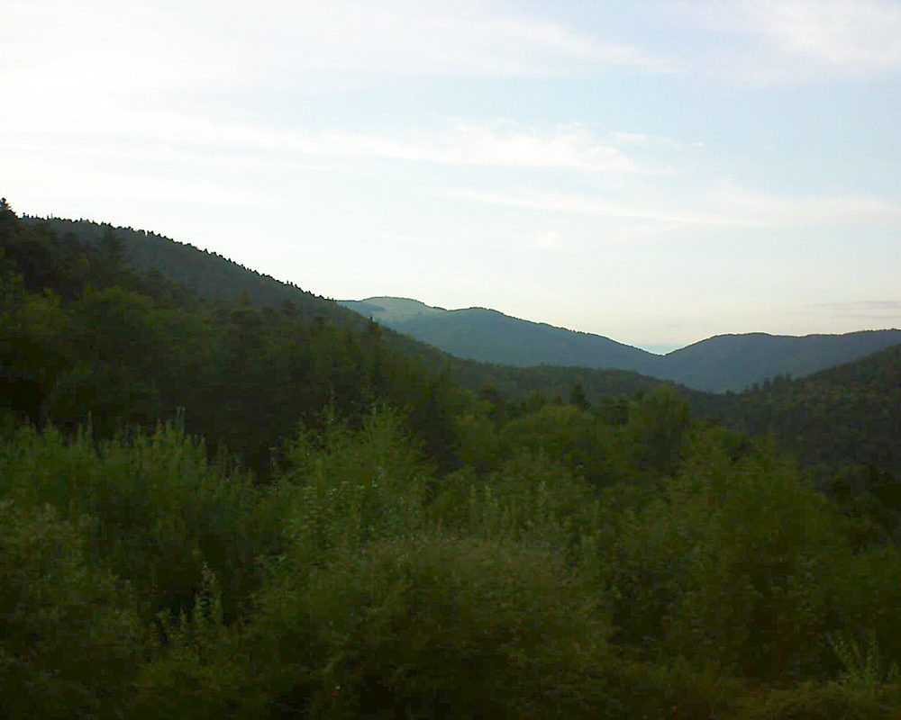 Le petit ballon vu depuis le Domaine Langmatt à Murbach le 03.09.2018 à 19:45 Le petit ballon (Alsace, Vosges) le 03.09.2018 à 19:45