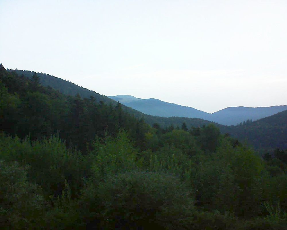 Le petit ballon vu depuis le Domaine Langmatt à Murbach le 04.09.2018 à 07:00 Le petit ballon (Alsace, Vosges) le 04.09.2018 à 07:00