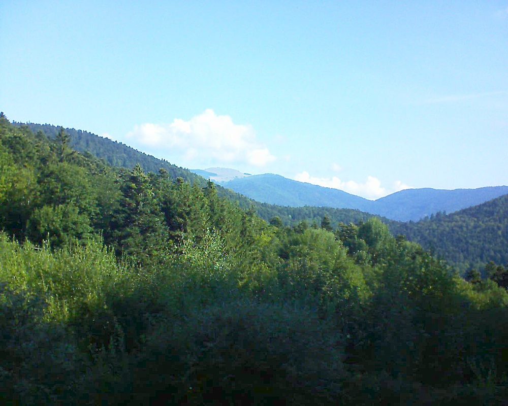 Le petit ballon vu depuis le Domaine Langmatt à Murbach le 04.09.2018 à 09:45 Le petit ballon (Alsace, Vosges) le 04.09.2018 à 09:45