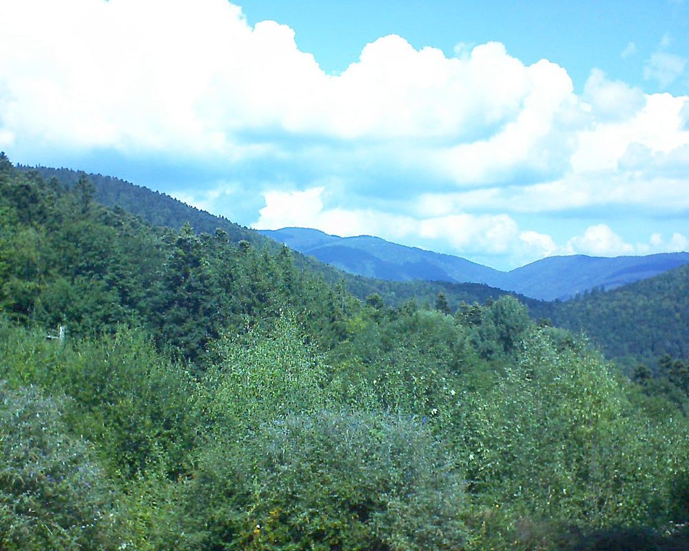 Le petit ballon vu depuis le Domaine Langmatt à Murbach le 04.09.2018 à 12:45 Le petit ballon (Alsace, Vosges) le 04.09.2018 à 12:45