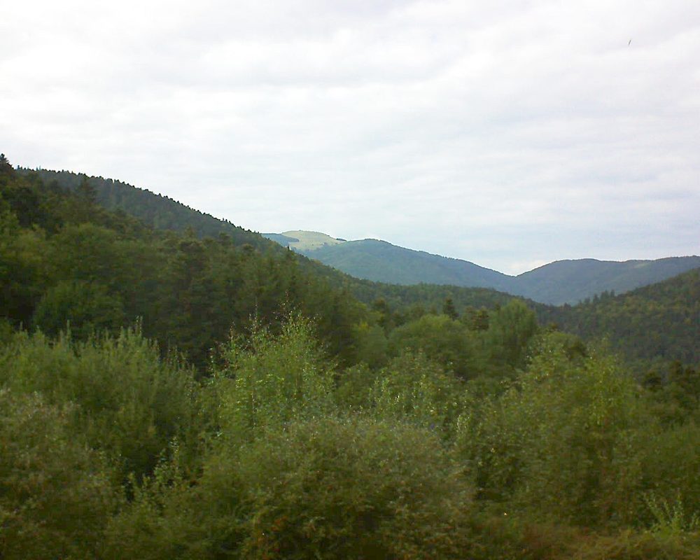 Le petit ballon vu depuis le Domaine Langmatt à Murbach le 04.09.2018 à 17:15 Le petit ballon (Alsace, Vosges) le 04.09.2018 à 17:15