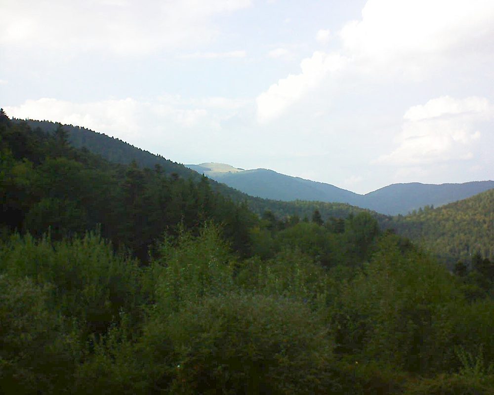 Le petit ballon vu depuis le Domaine Langmatt à Murbach le 05.09.2018 à 17:45 Le petit ballon (Alsace, Vosges) le 05.09.2018 à 17:45