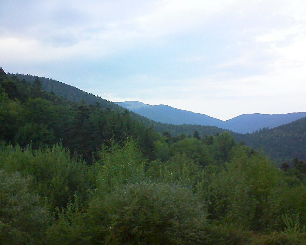 Le petit ballon vu depuis le Domaine Langmatt à Murbach le 05.09.2018 à 19:00 Le petit ballon (Alsace, Vosges) le 05.09.2018 à 19:00